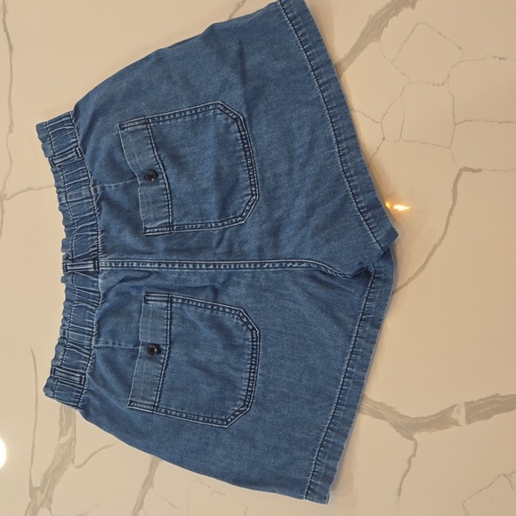 Gap Womens Relaxed Fit Denim Shorts Medium Wash Blue Size 12 - Picture 2 of 8